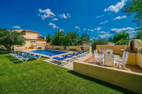 Villa Pascualita by Villa Plus